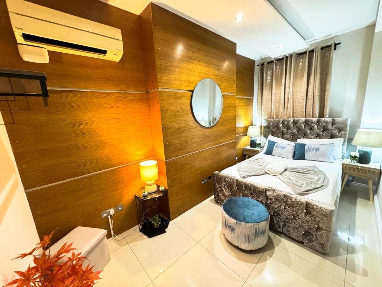 Apartment Park Lane Beautiful Family *